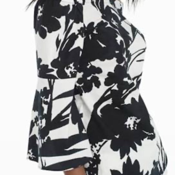 White House Black Market Floral Off Shoulder Top XL NWOT - Picture 4 of 4